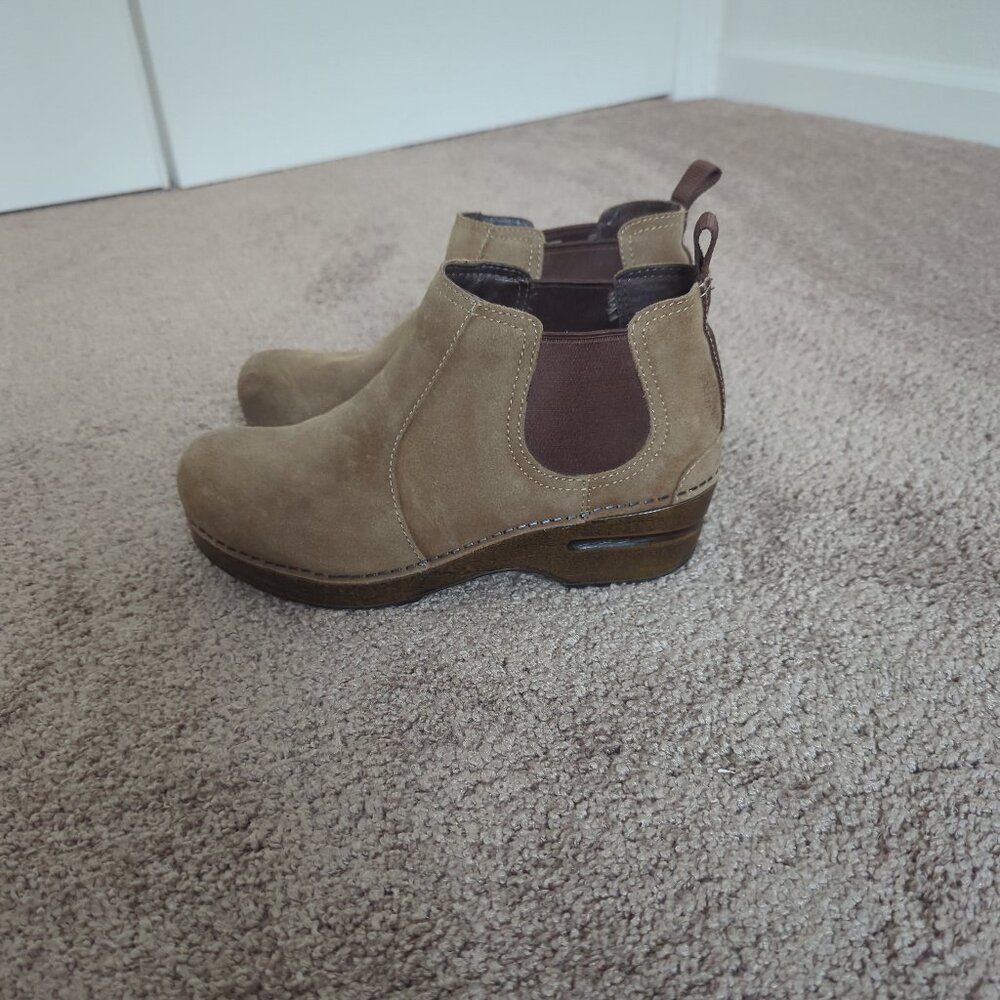 Dansko Frankie Chelsea Boots Brown Suede Leather Womens US 6.5-7 EU 37